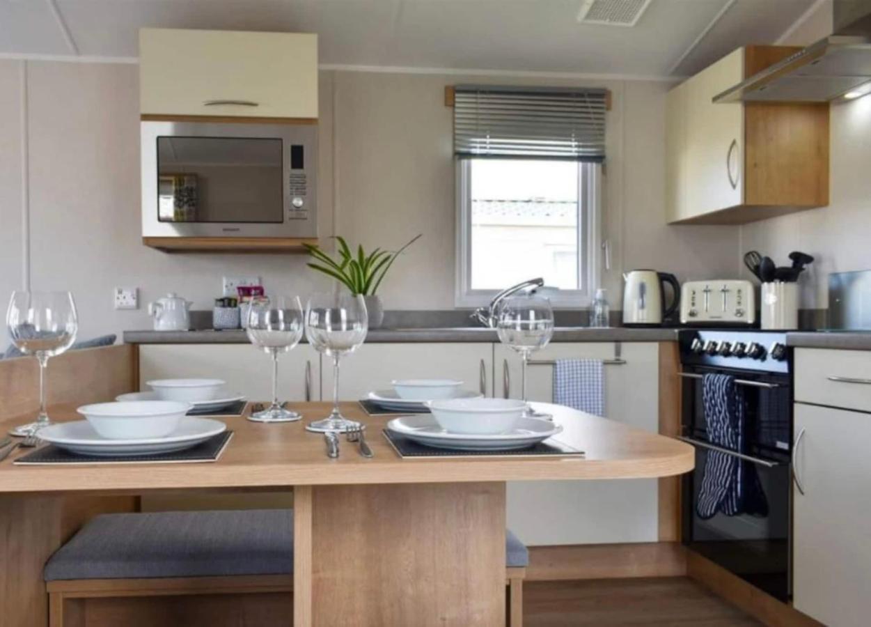 מורקמבי Brand New 2 Bedroom Lodge Perfect For Families מראה חיצוני תמונה